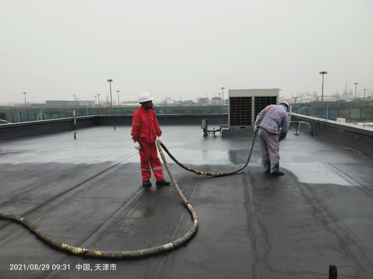 Roof polyurea waterproofing